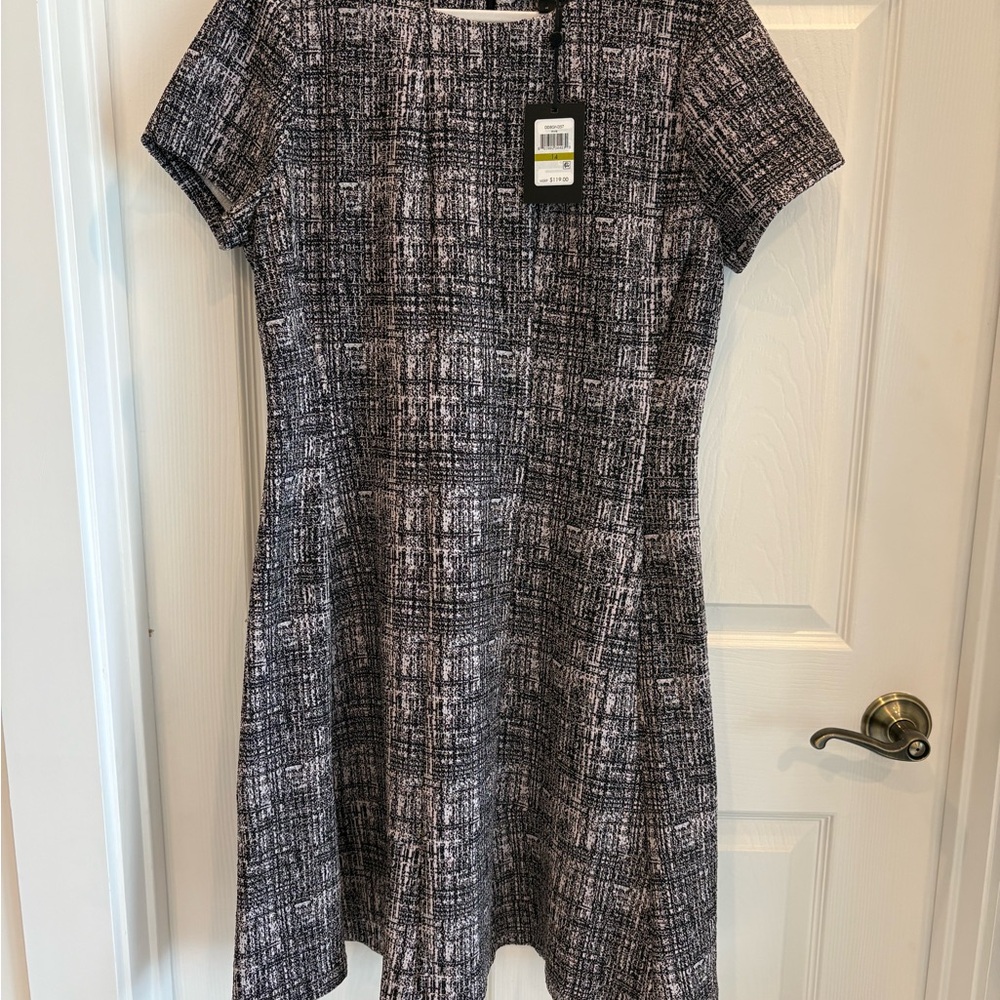 Weekend price drop. DKNY Black & White Dress NWT